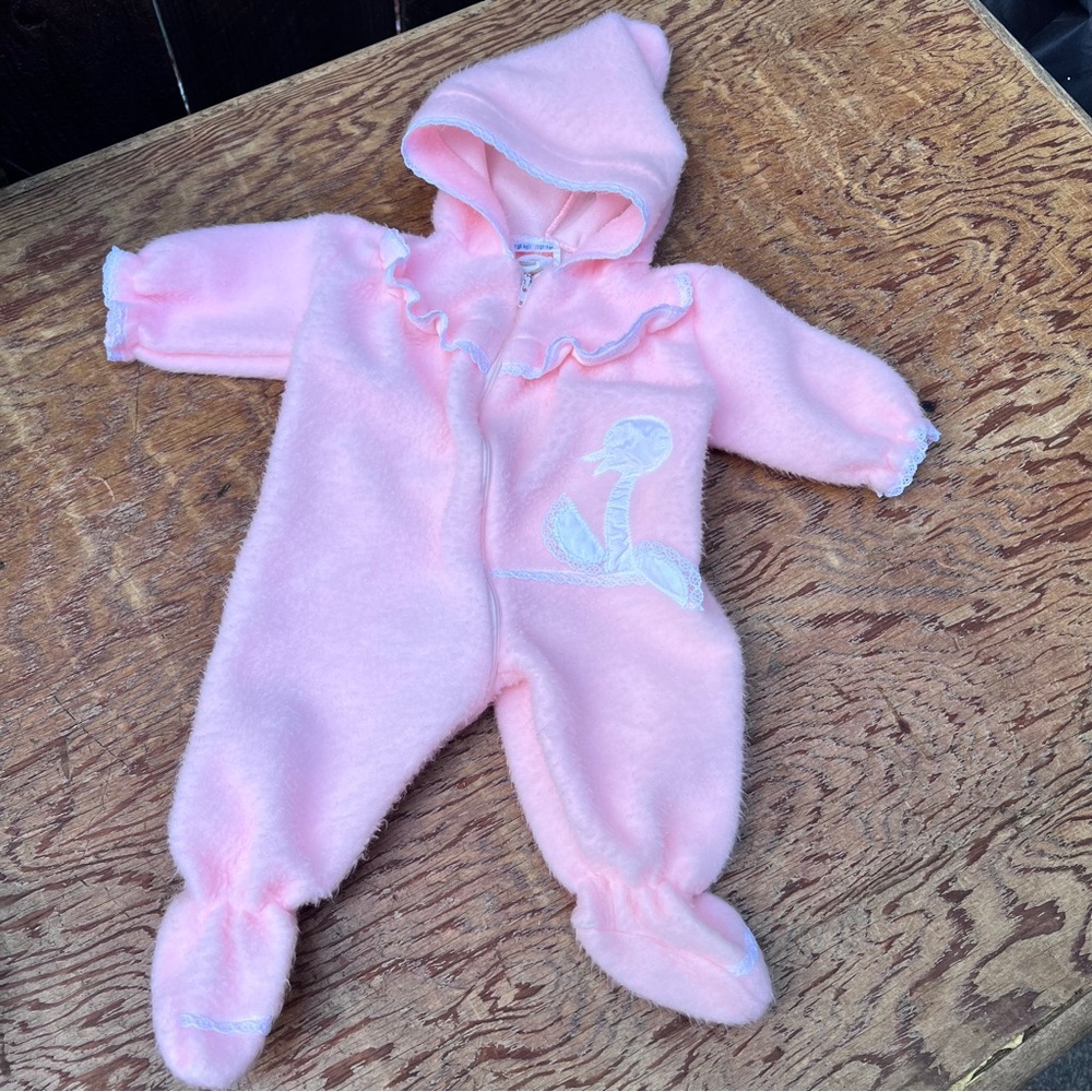Vintage Tiny tots sleep and play pink jumpers :Box AB04: